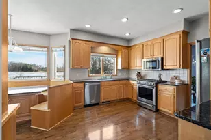 447 Theis Dr, Shakopee, MN 55379 - Photo 24