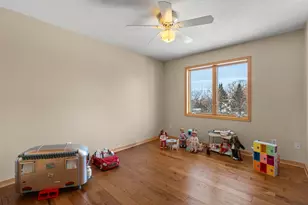 447 Theis Dr, Shakopee, MN 55379 - Photo 46