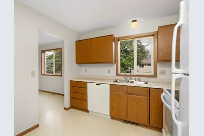 11094 Thrush Street NW, Coon Rapids, MN 55433 - Photo 12