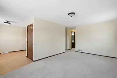 960 43 1/2 Avenue NE, Columbia Heights, MN 55421 - Photo 6