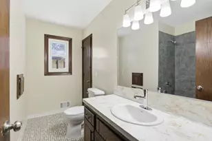 960 43 1/2 Ave NE, Columbia Heights, MN 55421 - Photo 8