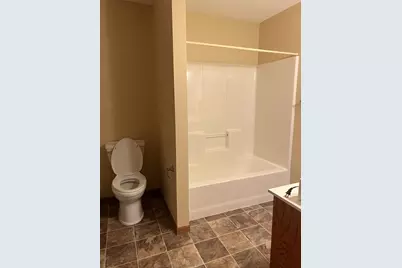 423 Cassandra Drive #28, New Richmond, WI 54017 - Photo 10