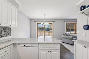 3820 Harbor Ln N, Plymouth, MN 55446 - Photo 14