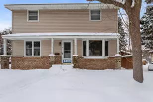 718 Jackson St, Anoka, MN 55303 - Photo 2