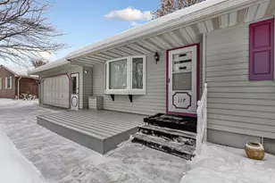 117 Sherrie Ln, Woodbury, MN 55125 - Photo 6