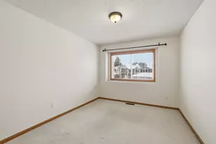 677 Mariner Way, Woodbury, MN 55129 - Photo 16