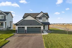 13721 Arrowhead Wy, Rosemount, MN 55068 - Photo 2