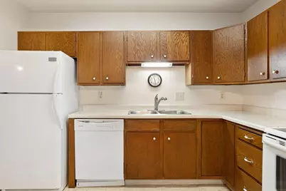 1200 18th Avenue NW #111, Austin, MN 55912 - Photo 4