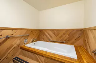 1200 18th Ave NW, Austin, MN 55912 - Photo 30