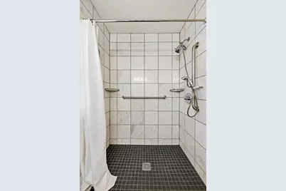 4235 Vincent Avenue N, Minneapolis, MN 55412 - Photo 22