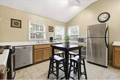 4235 Vincent Avenue N, Minneapolis, MN 55412 - Photo 12