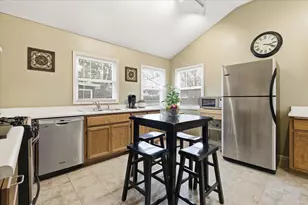 4235 Vincent Ave N, Minneapolis, MN 55412 - Photo 12