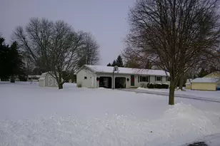 18024 Macon St NW, Elk River, MN 55330 - Photo 2