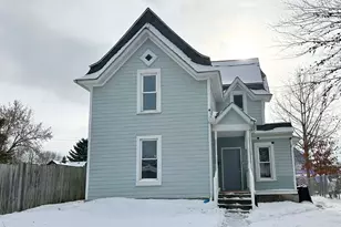 986 Euclid St, Saint Paul, MN 55106 - Photo 1