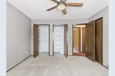 4540 Greenhaven Drive, Vadnais Heights, MN 55127 - Photo 18