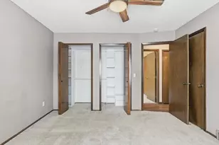 4540 Greenhaven Dr, Vadnais Heights, MN 55127 - Photo 18