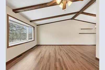 4540 Greenhaven Drive, Vadnais Heights, MN 55127 - Photo 14