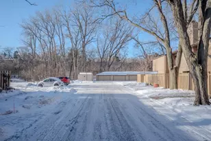 2543 Unity Ave N, Golden Valley, MN 55422 - Photo 36