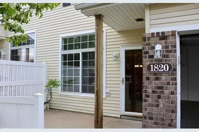 1820 Mockingbird Avenue, Shakopee, MN 55379 - Photo 2