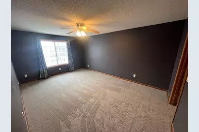 1820 Mockingbird Avenue, Shakopee, MN 55379 - Photo 8