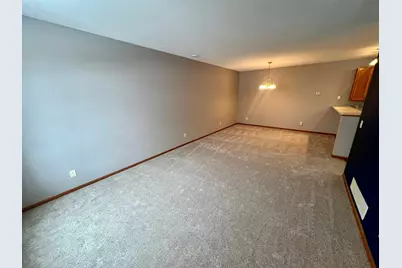 1820 Mockingbird Avenue, Shakopee, MN 55379 - Photo 6