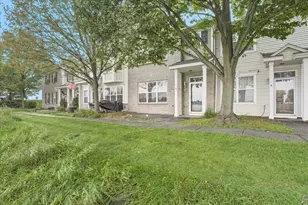 10911 Goodhue St NE, Blaine, MN 55449 - Photo 4