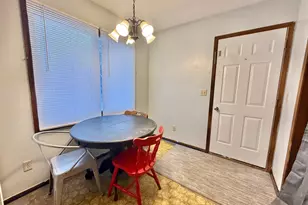 611 Evergreen St, Thief River Falls, MN 56701 - Photo 4