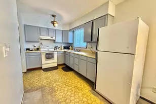 611 Evergreen St, Thief River Falls, MN 56701 - Photo 6