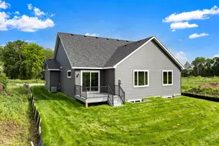 13566 Blackbird Wy, Rosemount, MN 55068 - Photo 2