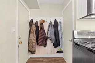 548 Doris Ave, Shoreview, MN 55126 - Photo 6