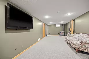 548 Doris Ave, Shoreview, MN 55126 - Photo 26