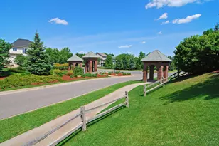 607 Carver Bluffs Pkwy, Carver, MN 55315 - Photo 54