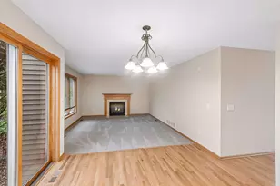 607 Carver Bluffs Pkwy, Carver, MN 55315 - Photo 22