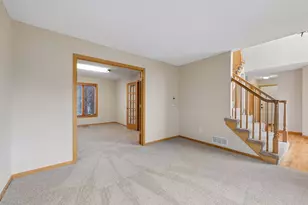 607 Carver Bluffs Pkwy, Carver, MN 55315 - Photo 20