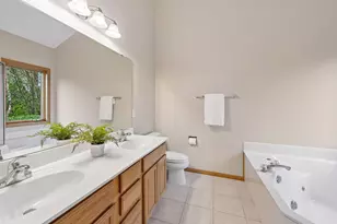 607 Carver Bluffs Pkwy, Carver, MN 55315 - Photo 36
