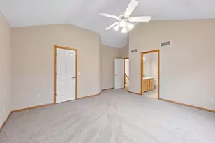 607 Carver Bluffs Pkwy, Carver, MN 55315 - Photo 34