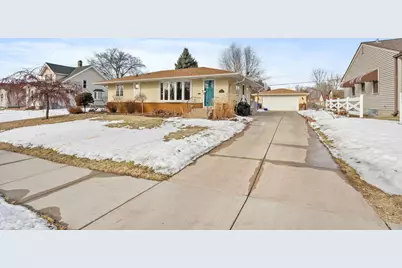 1675 3rd Street E, Saint Paul, MN 55106 - Photo 2