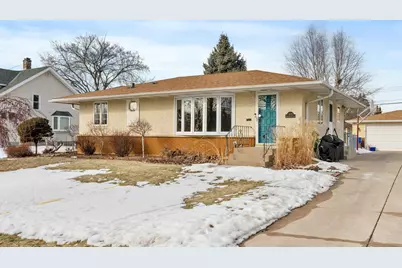 1675 3rd Street E, Saint Paul, MN 55106 - Photo 1