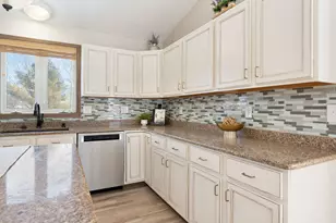 709 Greenhaven Ln NE, Owatonna, MN 55060 - Photo 14