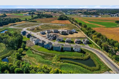 1729 Oak Creek Pass, Chaska, MN 55318 - Photo 38