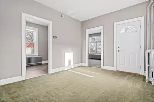 673 Dale St N, Saint Paul, MN 55103 - Photo 4