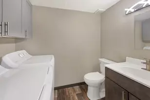 105 W Main Street W, Osakis, MN 56360 - Photo 16