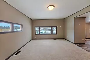 105 W Main Street W, Osakis, MN 56360 - Photo 10