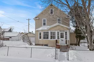 217 3rd Ave NW, Chisholm, MN 55719 - Photo 1