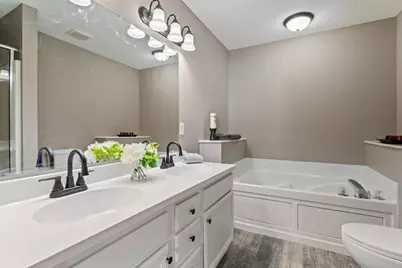 8826 92nd Street S, Cottage Grove, MN 55016 - Photo 12