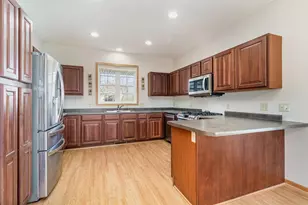 9062 Archer Ln N, Maple Grove, MN 55311 - Photo 4