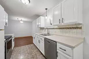 9817 Hamlet Ln S, Cottage Grove, MN 55016 - Photo 16