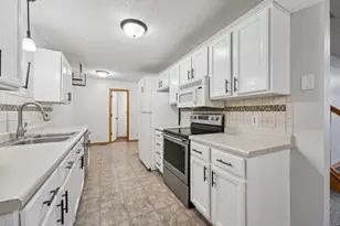 9817 Hamlet Ln S, Cottage Grove, MN 55016 - Photo 14