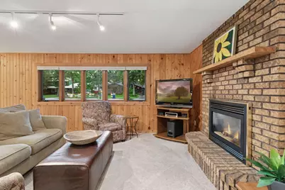 5246 Division Avenue, White Bear Township, MN 55110 - Photo 30