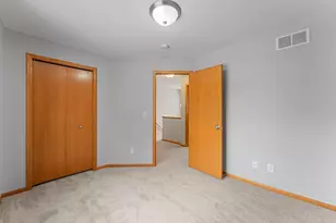 1511 Deerwood Bend, Eagan, MN 55122 - Photo 20